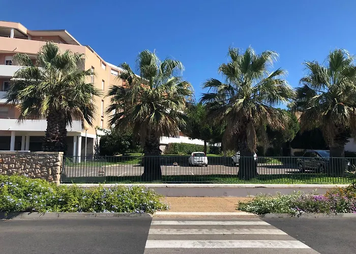 Daire Bel T4 A Avec Terrasse, Climatisation Et Parking Prive - Fr-1-338-571 Sète