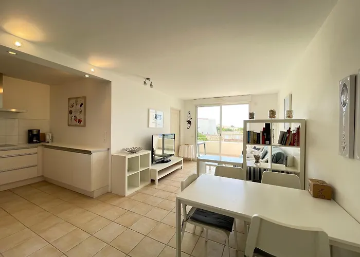 Bel T4 A Avec Terrasse, Climatisation Et Parking Prive - Fr-1-338-571