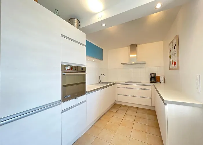 Bel T4 A Avec Terrasse, Climatisation Et Parking Prive - Fr-1-338-571 Sète