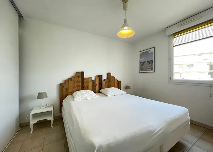 Daire Bel T4 A Avec Terrasse, Climatisation Et Parking Prive - Fr-1-338-571 Sète
